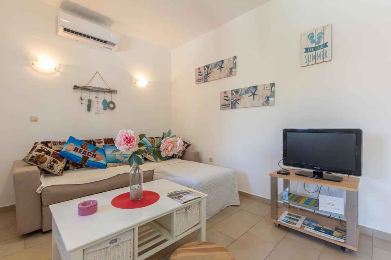 Apartments Ema & Mislav With Terrace Baška Dış mekan fotoğraf