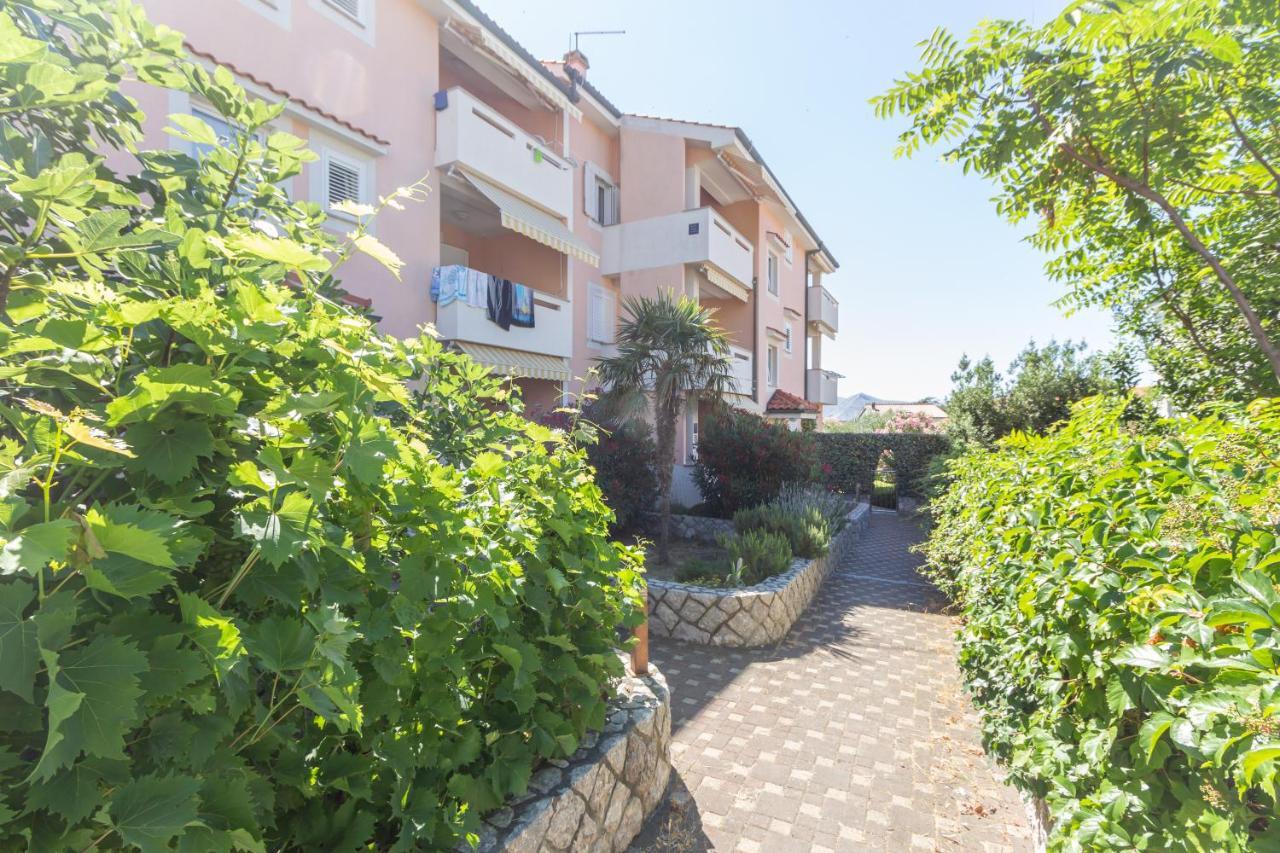 Apartments Ema & Mislav With Terrace Baška Dış mekan fotoğraf
